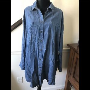 ❤️3/$50 Ava Viv Chambray Denim Tunic Blouse